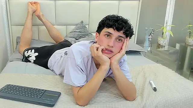 thom_ames – Live XXX-chat