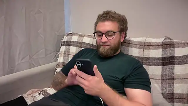 Bear_bear_ Webcam show