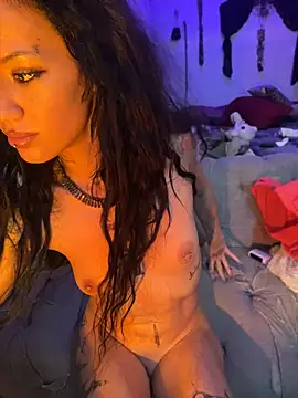 luxxlola's Live XXX Chat