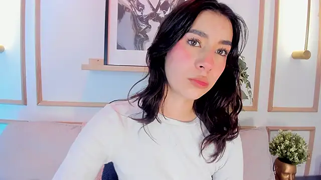 XXX chat uživo modela Nanami_