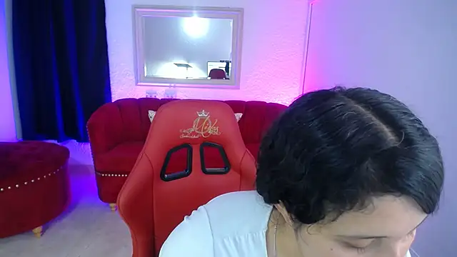 nathaly_low1's Live XXX Chat