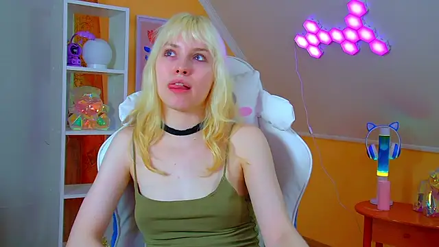 HannahHollis live XXX chat