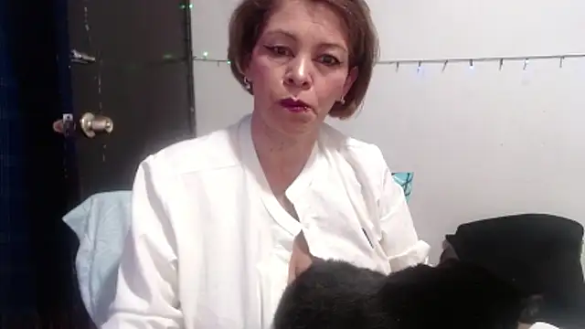 Chat XXX en directo de electra-mommy