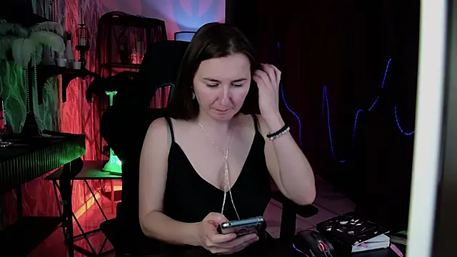 Golden_Dragon Live XXX-Chat