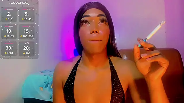 Chat +18 de bayolet_ ao vivo