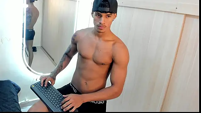 Chat XXX en directo de Joao_da_silva19