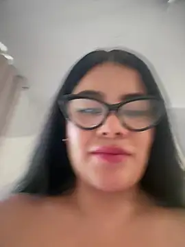 Онлайн чат XXX Issane_Peru
