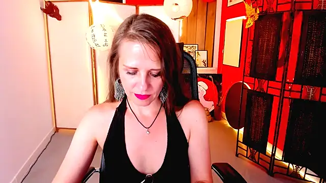 EmiliaBedy's Live XXX Chat