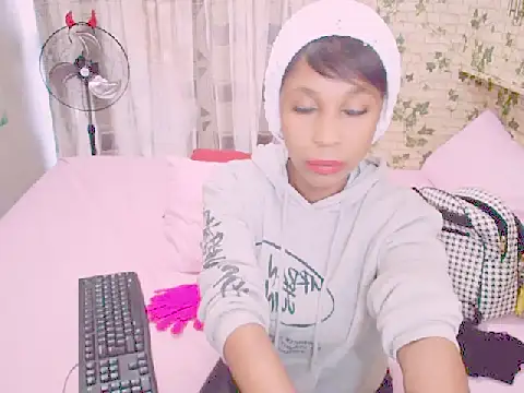 Simply_pleasure00 现场XXX聊天