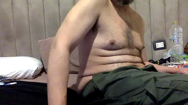 XXX chat uživo modela CaiBull