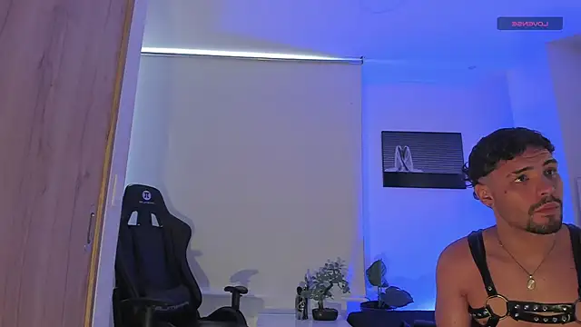 justin_lenox Live XXX-Chat