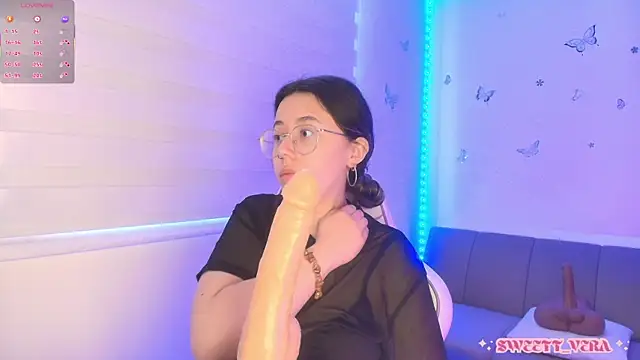 Chatroom XXX en direct de sweettvera