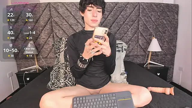 DemonFoxx লাইভ XXX চ্যাট