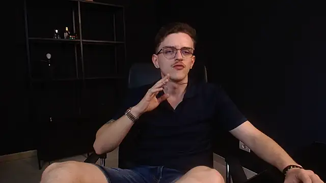 FelixStarkk Chat XXX live