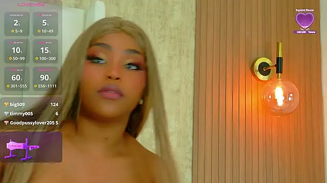 TiannahGlow's Live XXX Chat