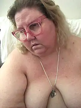 Chat +18 de TheMotherPearl ao vivo