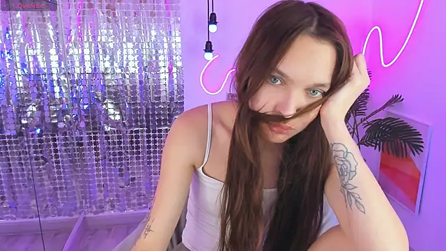 Chat XXX en directo de ChloeSunny