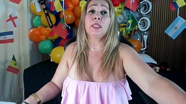 Danna_topless 라이브 XXX 채팅
