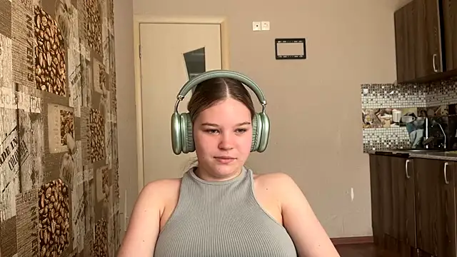 Chat +18 de HellyRay ao vivo