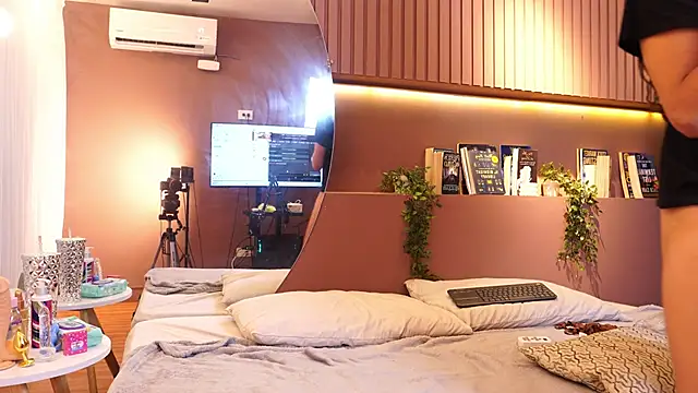 Luxa_Velvet Live XXX-Chat