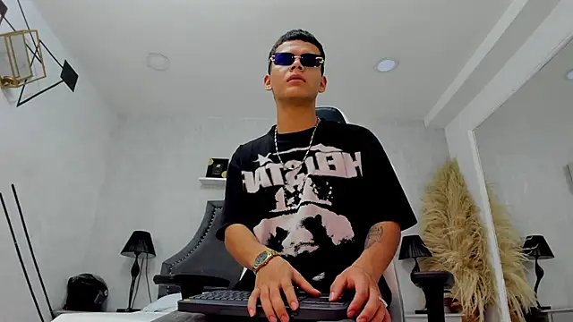 Chat +18 de DylanRoyce_ ao vivo