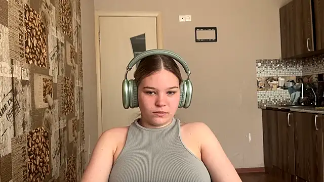 HellyRayn Live XXX chat