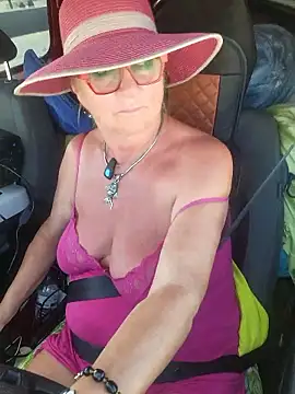 Czat XXX na żywo – Hot-Muci