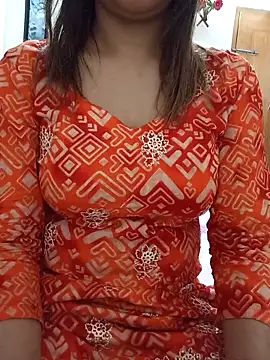 Tanha18's Live XXX Chat