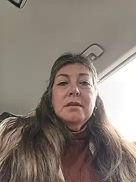 emma_tour élő XXX-chatje
