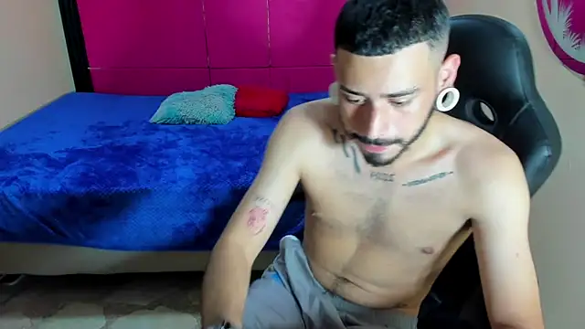 BrunoCarzon's Live XXX Chat