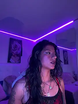 SamathaMayn Webbikameraesitys