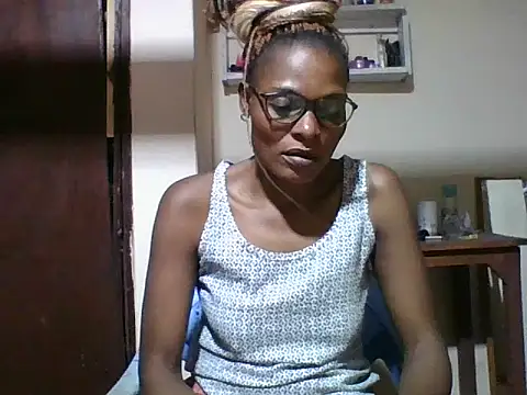 Czat XXX na żywo – Ebonyqueen4