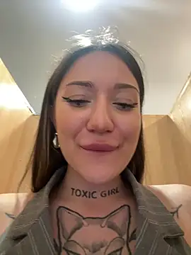 Živý XXX chat SaintSquirt