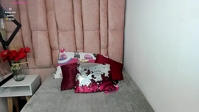 Issa_Milf__ Chat XXX live