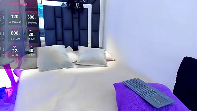 elian_7 Chat XXX live