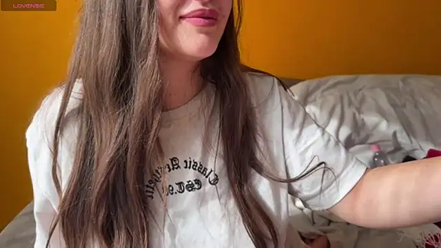Chat +18 de Elinatiranda ao vivo