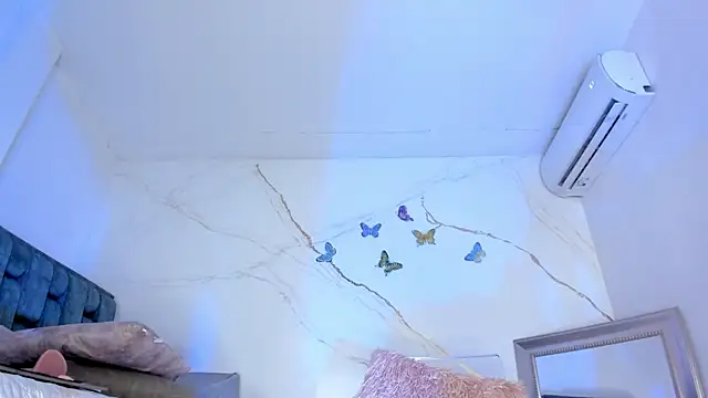 IsiisLovei's Live XXX Chat