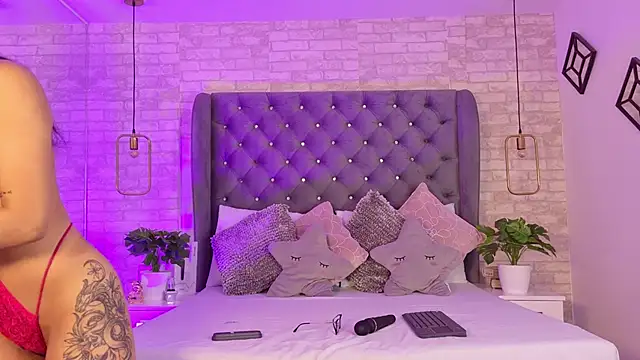 PauVega_'s Live XXX Chat