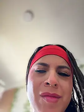 Eveliin__'s Live XXX Chat