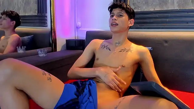 Chat +18 de Brianhot0F ao vivo