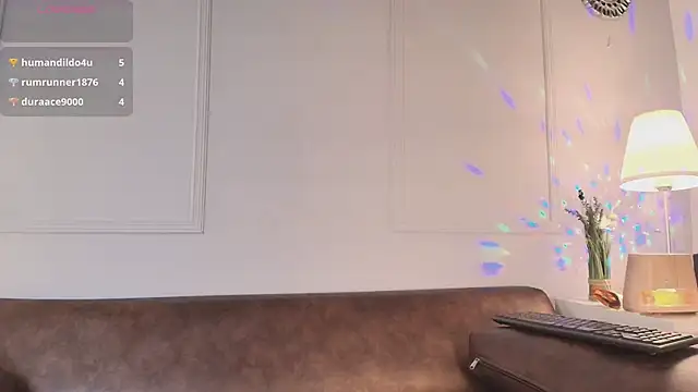 kittyblooms Chat XXX live