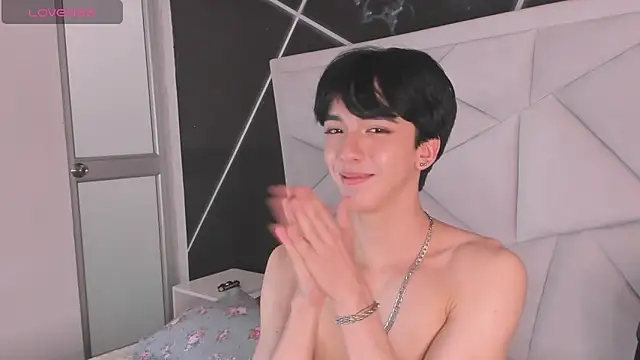 Chat XXX en directo de AerumChae