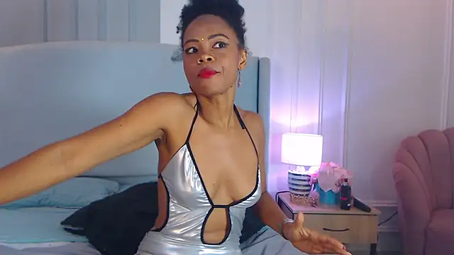 ChantalGarner's Live XXX Chat
