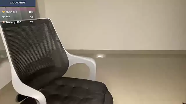 Romantic-Rascal's Live XXX Chat