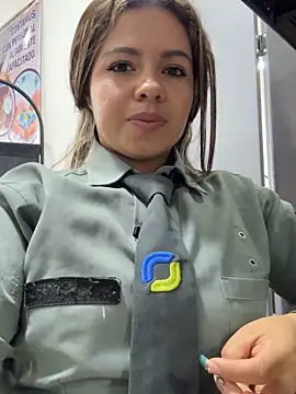 Ariana-07 লাইভ XXX চ্যাট
