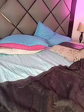 ELLA_KELLY Adlı Modelin Canlı XXX Sohbeti