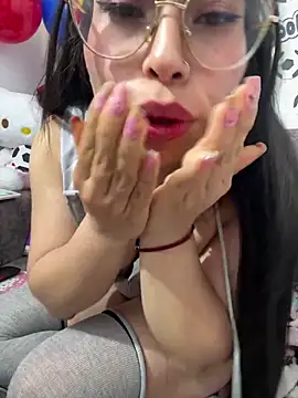 DearAbbieeのライブXXXチャット