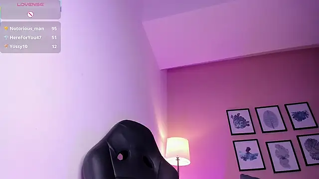 Jenniekim_18's Live XXX Chat