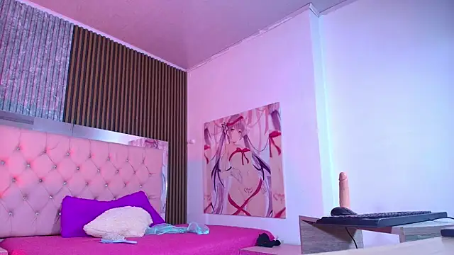 LUCIANA_FOX_TS' Live XXX Chat