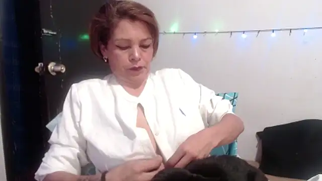Czat XXX na żywo – electra-mommy
